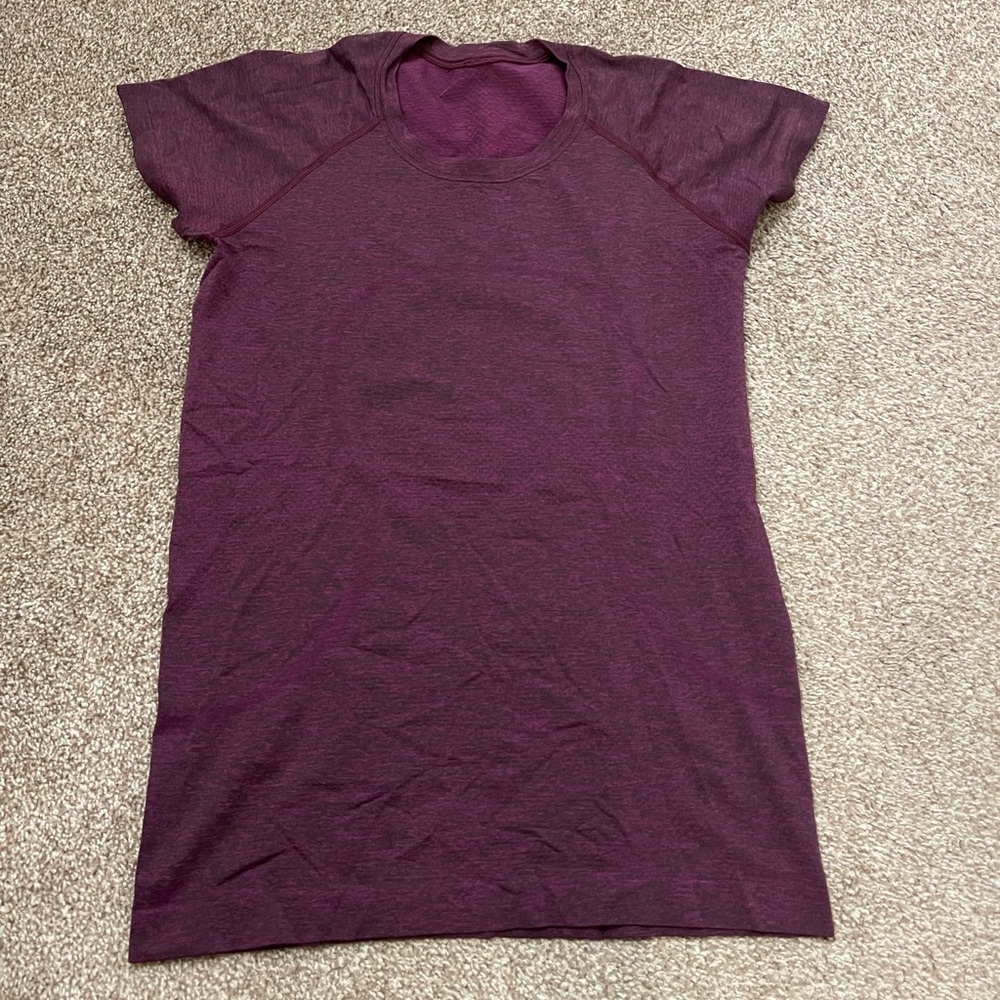 Swifty tech T-shirt size 8